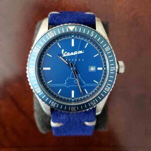 NEW Vespa Italian Made Stainless Steel Watch Italy Men's 42mm Blue Dial VA-UR01